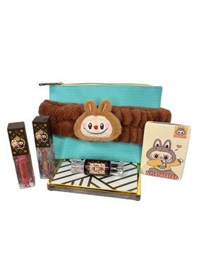 🔥 LABUBU BEAUTY BUNDLE: 3 lip glosses, mirror, headband, and makeup bag